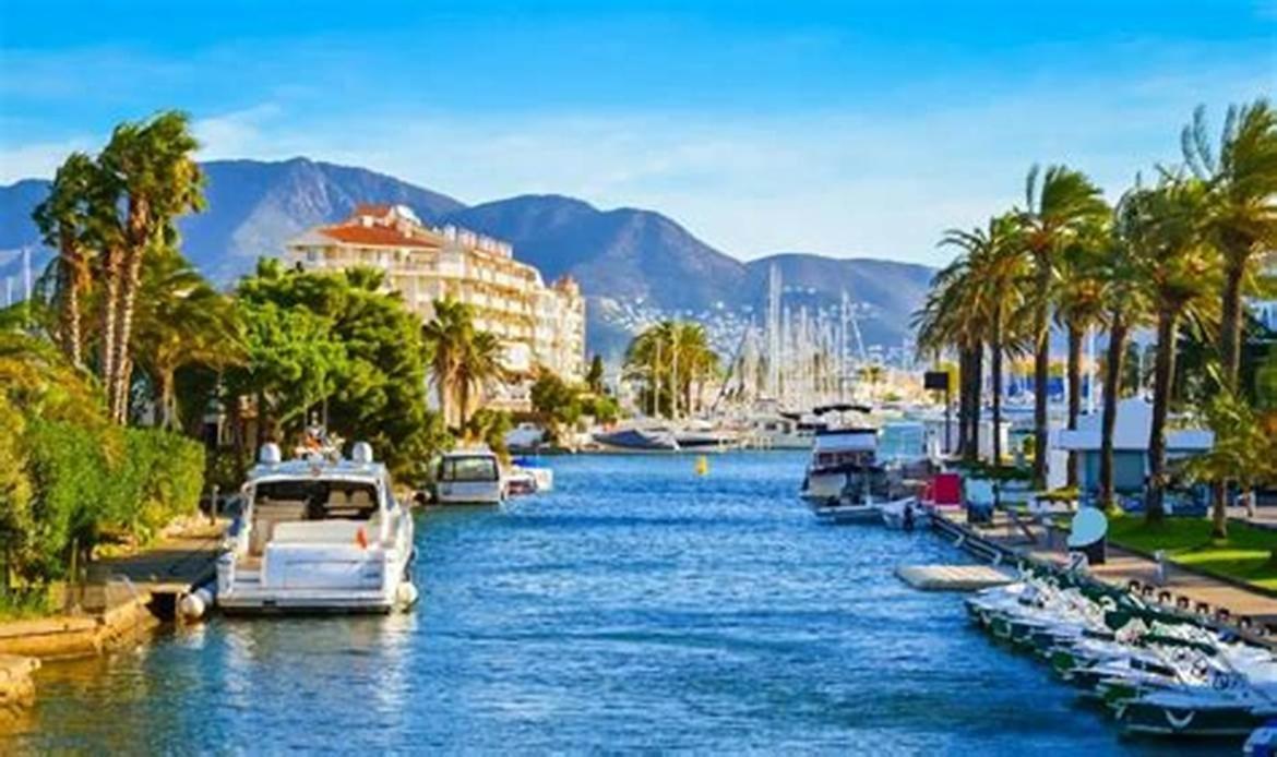 Greserva Kar-Centro, Junto A La Playa, 3 Piscinas, Wifi, Clima, Restaurantes 2024 إمبوريابرافا المظهر الخارجي الصورة
